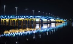 大桥夜景亮化用什么灯具？